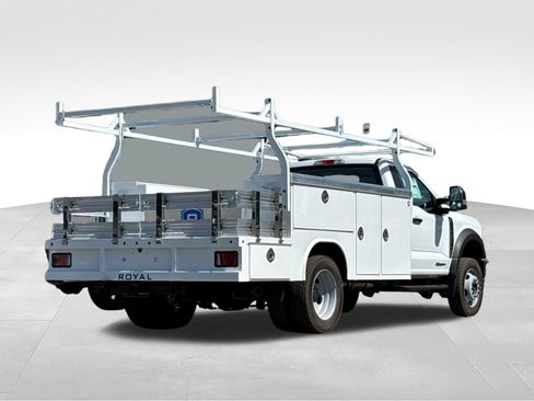 New 2024 Ford F550 2WD Regular Cab Super Duty image 3