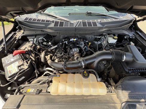 Used 2021 Ford F150 XLT AWD/4WD image 13