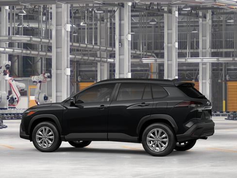 New 2026 Toyota Corolla Cross LE AWD/4WD image 5