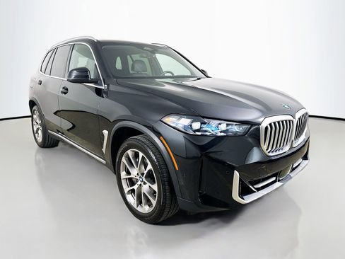 Used 2026 BMW X5 xDrive40i AWD/4WD image 3