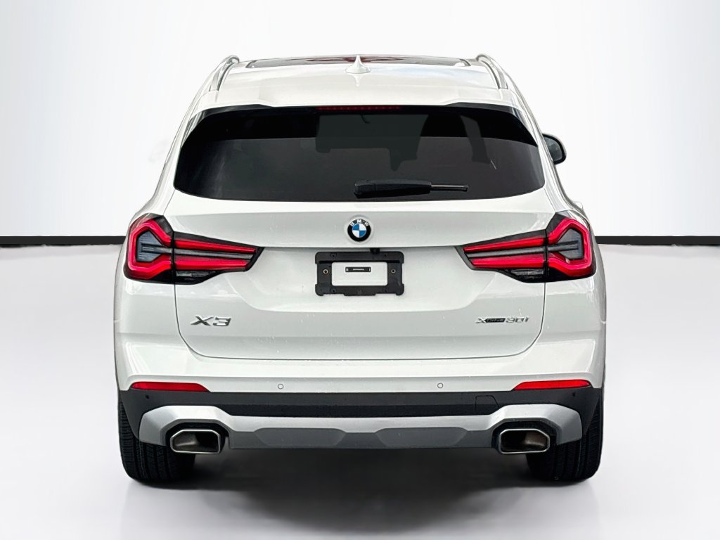 Used 2024 BMW X3 xDrive30i w/ Premium Package w/ZPA AWD/4WD image 6