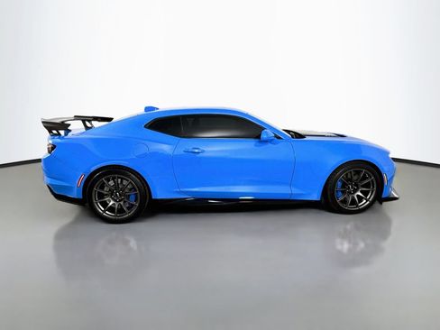 Used 2023 Chevrolet Camaro ZL1 RWD image 9