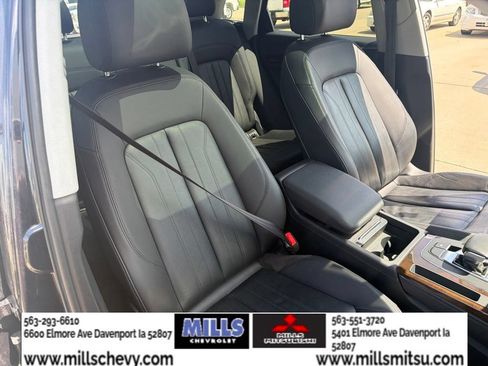Used 2019 Audi Q5 2.0T Premium Plus w/ Premium Plus Package AWD/4WD image 25