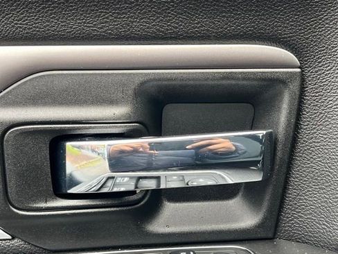 Used 2022 RAM 1500 Classic Warlock w/ Technology Package I image 10