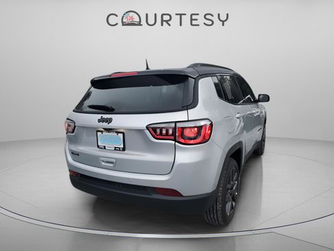 New 2026 Jeep Compass Limited w/ Sun, Sound & Navigation Group AWD/4WD image 4