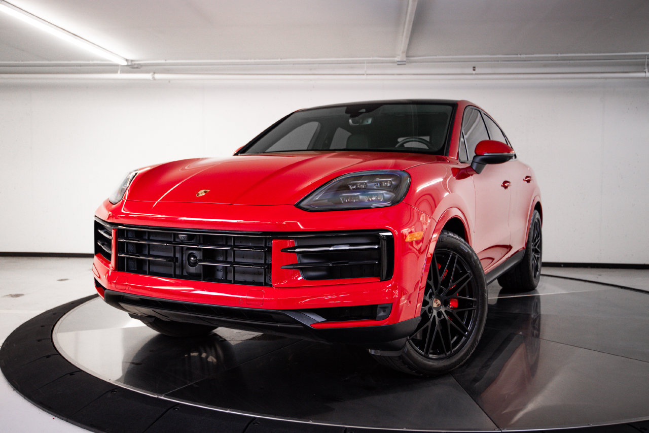 Certified 2026 Porsche Cayenne S AWD/4WD image 1