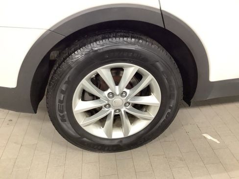 Used 2016 Kia Sorento LX image 10