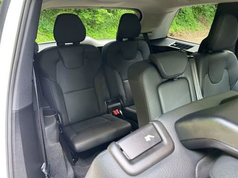 Used 2024 Volvo XC90 T8 Plus AWD/4WD image 14