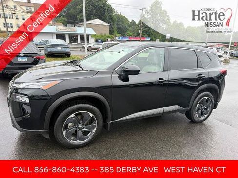 Certified 2025 Nissan Rogue SV AWD/4WD image 4