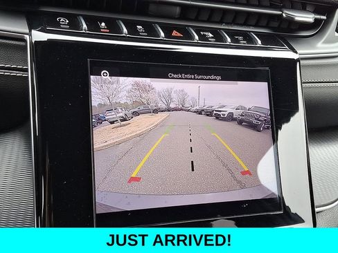 Used 2023 Jeep Grand Cherokee L Laredo image 19