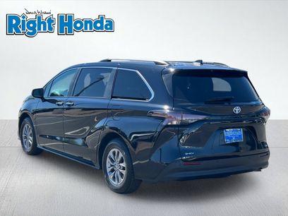 Used 2025 Toyota Sienna XLE