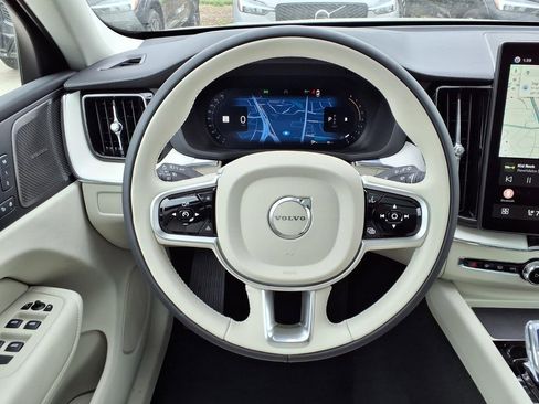 New 2026 Volvo XC60 B5 Ultra w/ Climate Package AWD/4WD image 14