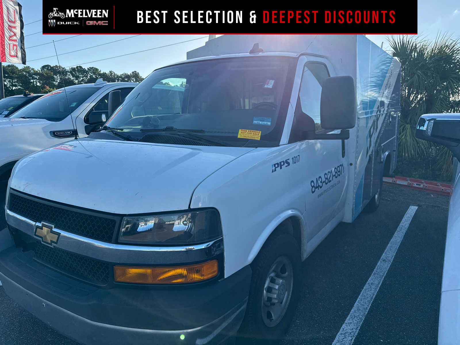 Used 2019 Chevrolet Express 3500 w/ Power Convenience Package RWD image 1