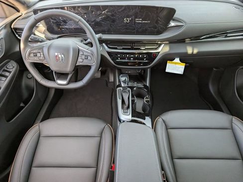 New 2026 Buick Envista Avenir image 8