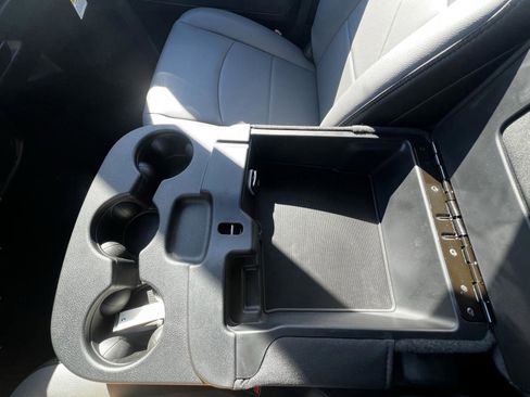 Used 2024 RAM 2500 Tradesman image 10