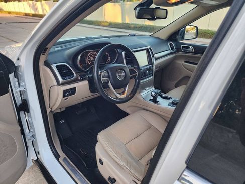 Used 2015 Jeep Grand Cherokee Limited AWD/4WD image 14