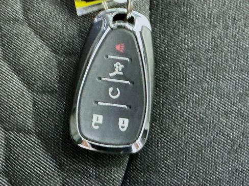 Used 2018 Chevrolet Equinox LT image 35