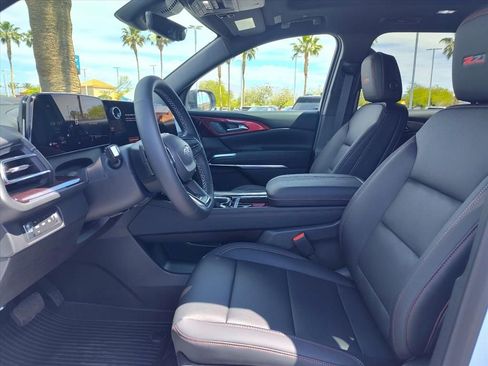 New 2026 Chevrolet Traverse Z71 AWD/4WD image 5