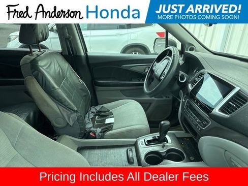 Used 2016 Honda Pilot EX image 3