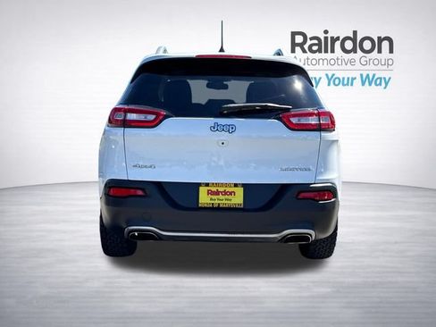 Used 2016 Jeep Cherokee Limited AWD/4WD image 6