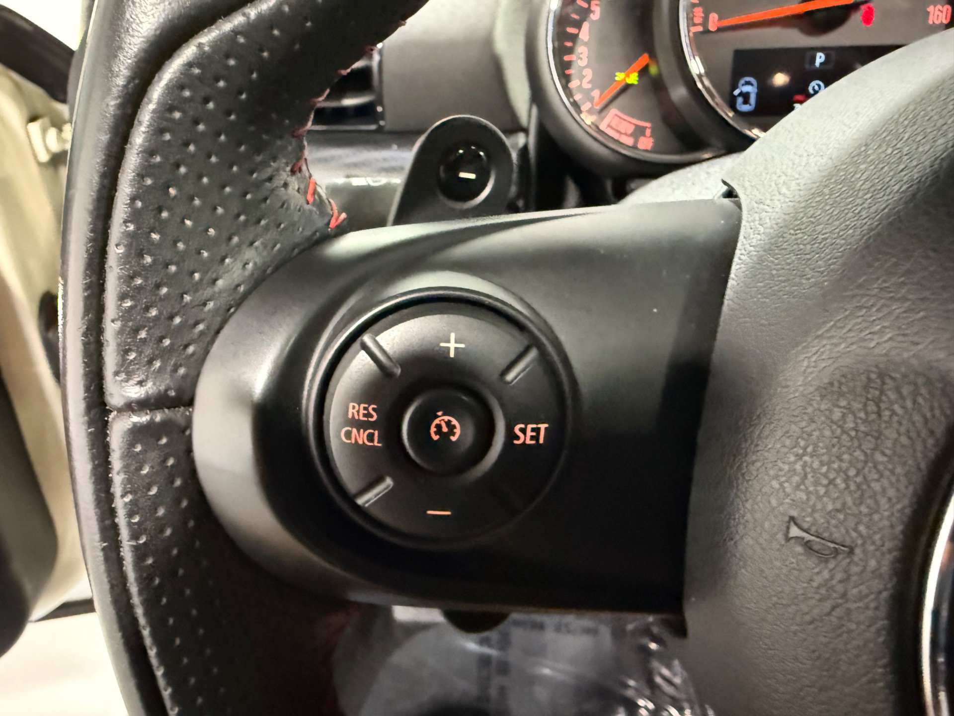 Used 2020 MINI Cooper Clubman S AWD/4WD image 31