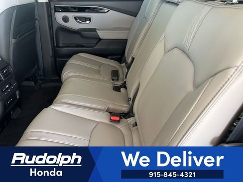 New 2025 Honda Pilot Touring image 26