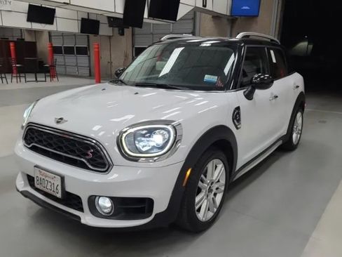Used 2018 MINI Cooper Countryman S image 1