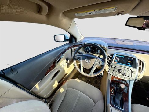 Used 2013 Buick LaCrosse image 19