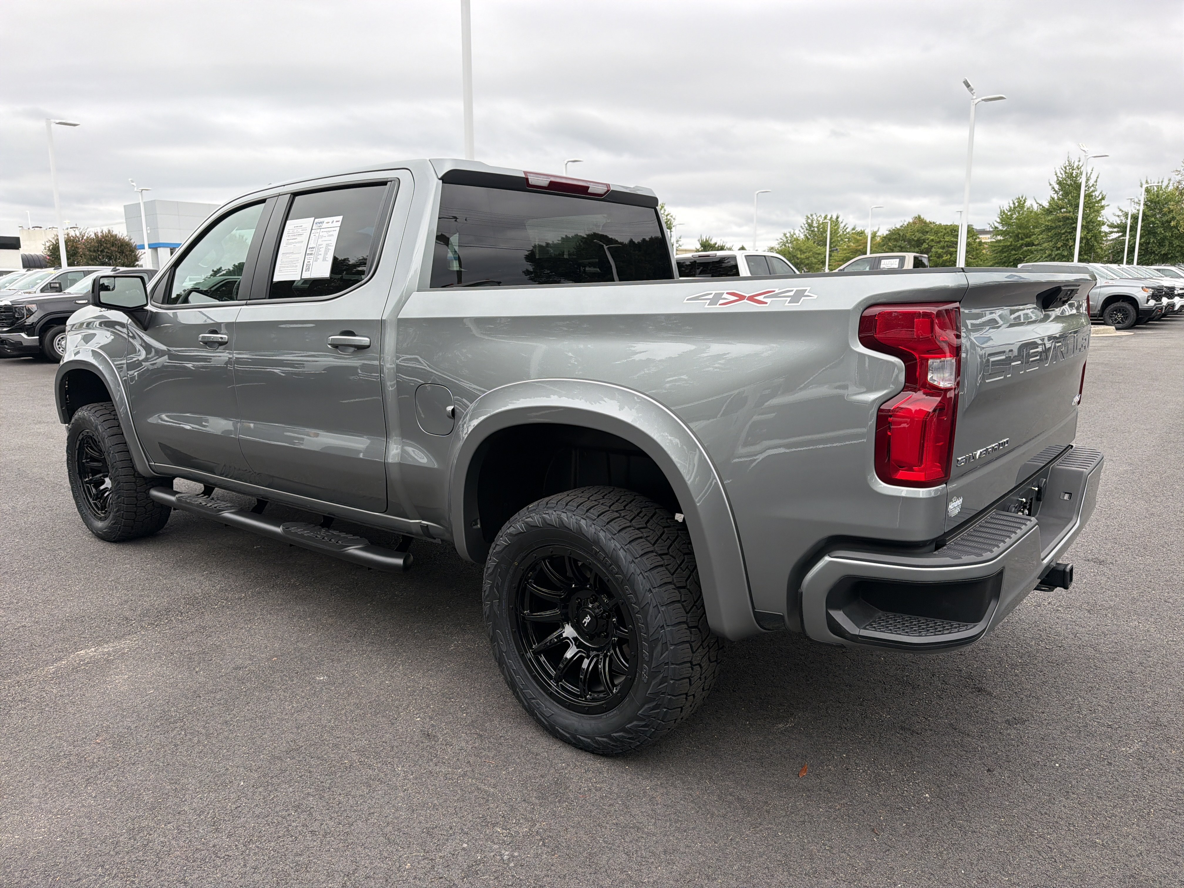 Used 2026 Chevrolet Silverado 1500 RST AWD/4WD image 8