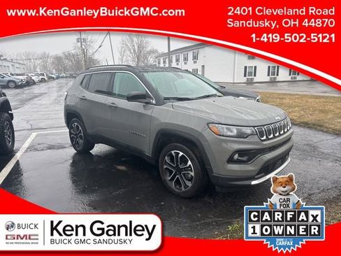 Used 2022 Jeep Compass Limited image 1