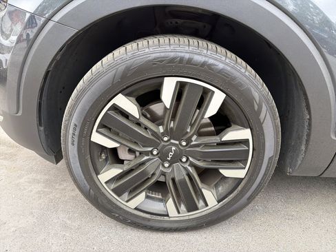 Used 2024 Kia Telluride SX Prestige image 13