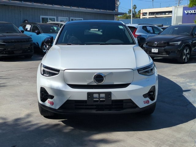 Used 2023 Volvo C40 P8 Recharge Plus w/ Climate Package AWD/4WD image 8
