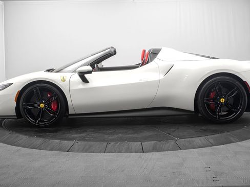 Used 2025 Ferrari 296 GTS RWD image 6