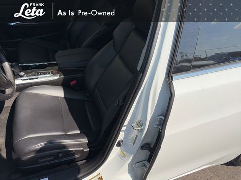 Used 2016 Acura TLX image 10