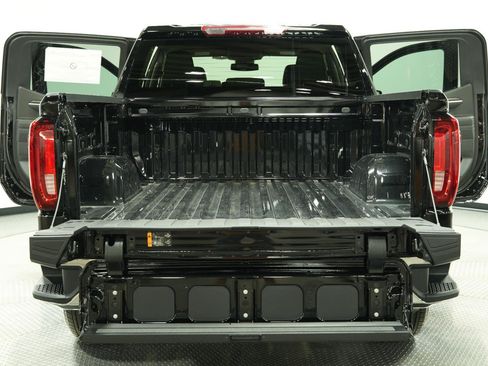 New 2026 GMC Sierra 1500 SLT AWD/4WD image 13