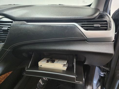 Used 2016 Chevrolet Suburban LTZ image 39