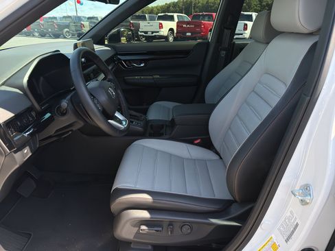 Used 2026 Honda CR-V Sport Touring image 21