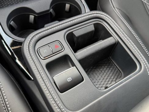 Used 2025 Ford Mustang Mach-E Select AWD/4WD image 35
