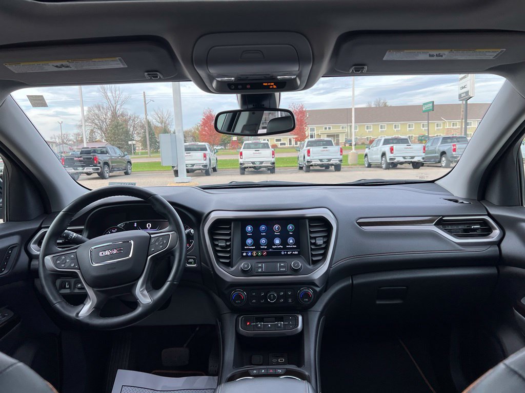 Used 2023 GMC Acadia AT4 w/ Technology Package AWD/4WD image 18