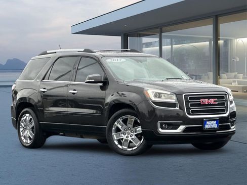 Used 2017 GMC Acadia Limited SLT image 2