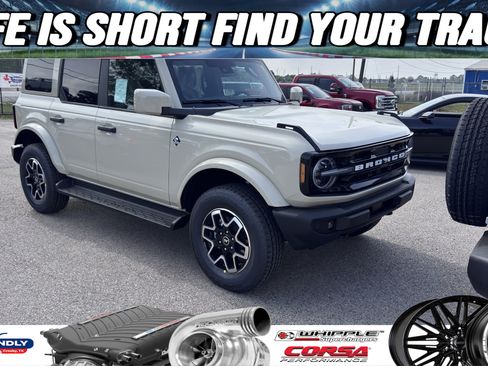 New 2026 Ford Bronco Outer Banks image 1