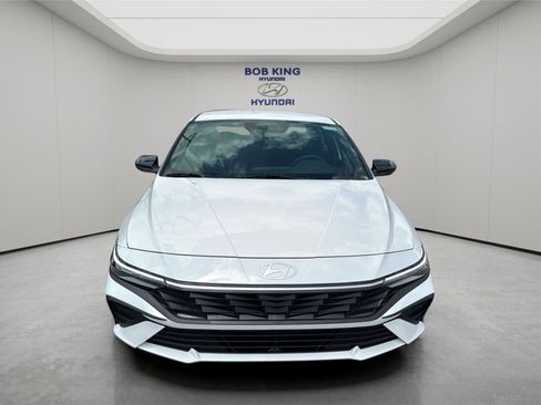 New 2026 Hyundai Elantra Sport FWD image 8