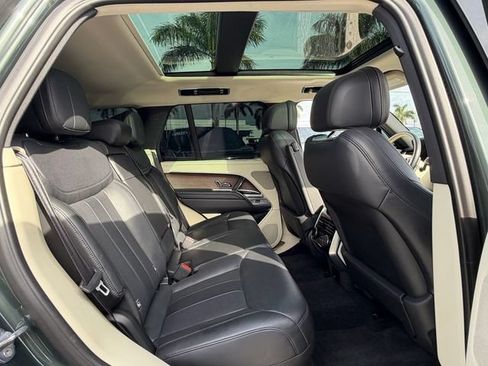 Used 2023 Land Rover Range Rover SE AWD/4WD image 12