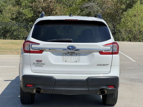 Used 2023 Subaru Ascent Premium w/ Convenience Package AWD/4WD image 4