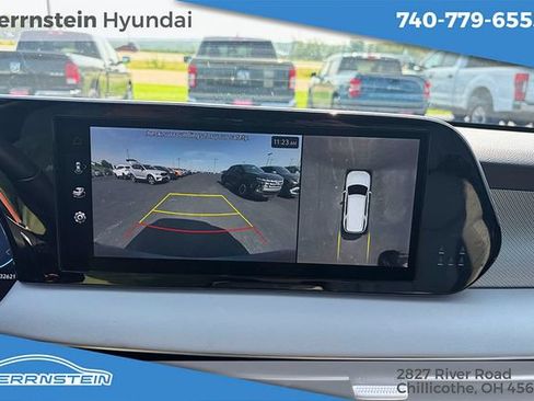 Used 2024 Hyundai Palisade SEL w/ Premium Package AWD/4WD image 7