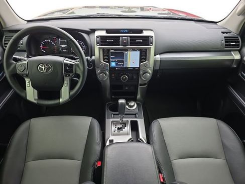 Used 2022 Toyota 4Runner SR5 Premium w/ Moonroof Package AWD/4WD image 10