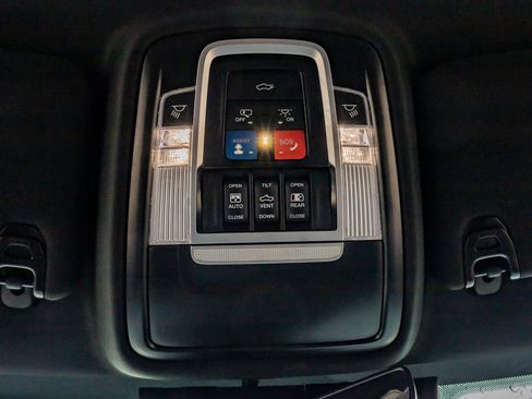 Used 2024 RAM 2500 Laramie w/ Sport Appearance Package AWD/4WD image 27