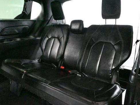 Used 2019 Chrysler Pacifica Touring-L Plus w/ Advanced Safetytec Group FWD image 46