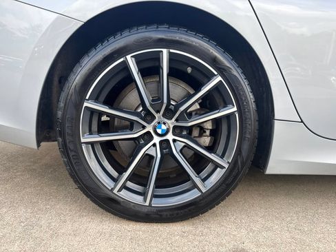 Used 2019 BMW 330i xDrive Sedan w/ Driving Assistance Package AWD/4WD image 24