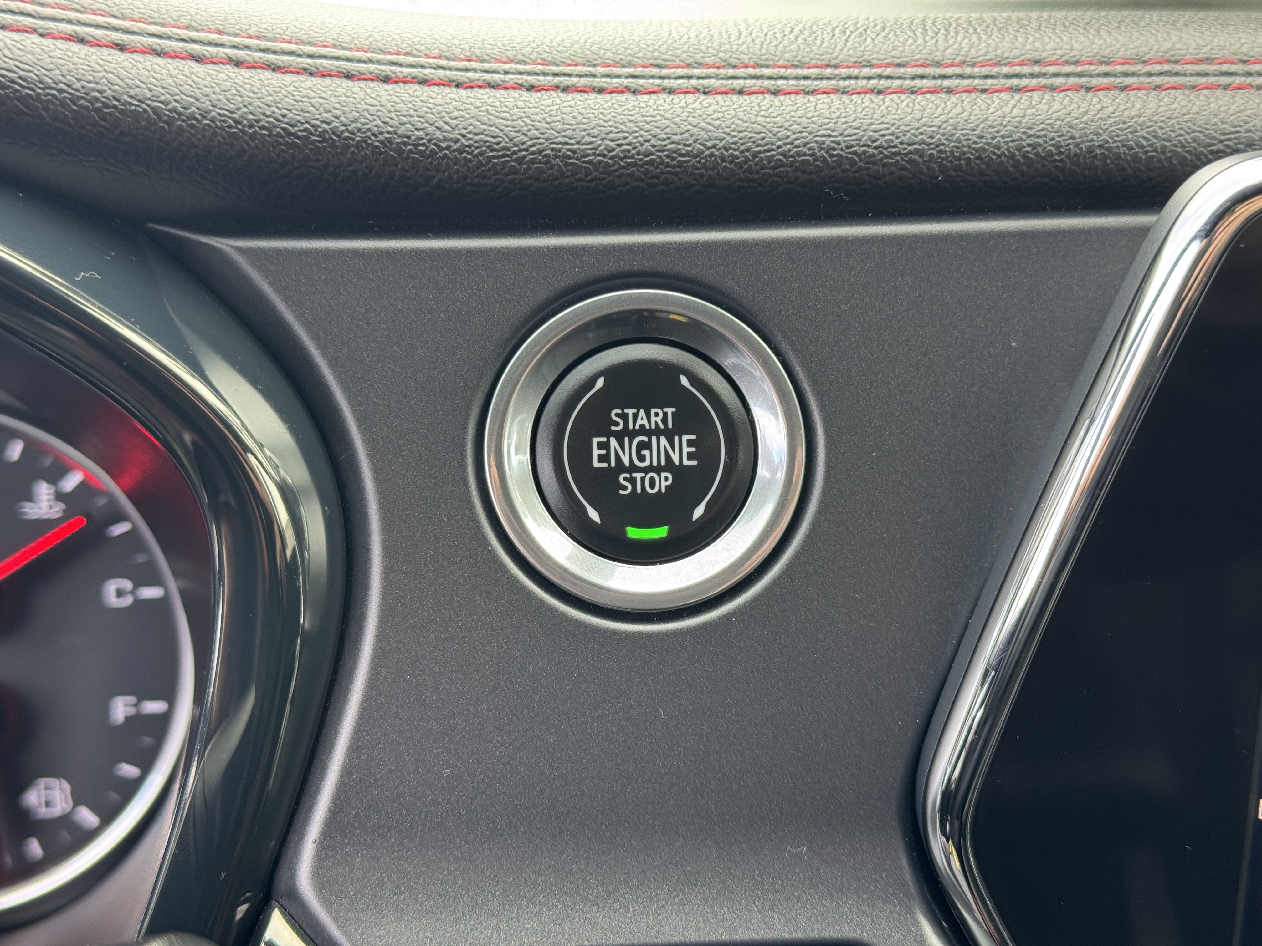Used 2019 Chevrolet Blazer RS FWD image 29
